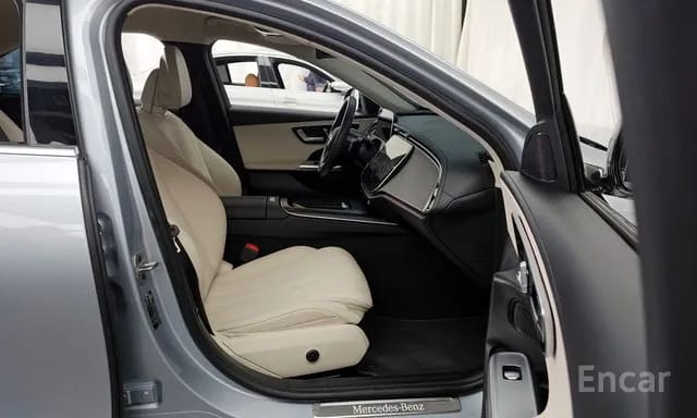 E200