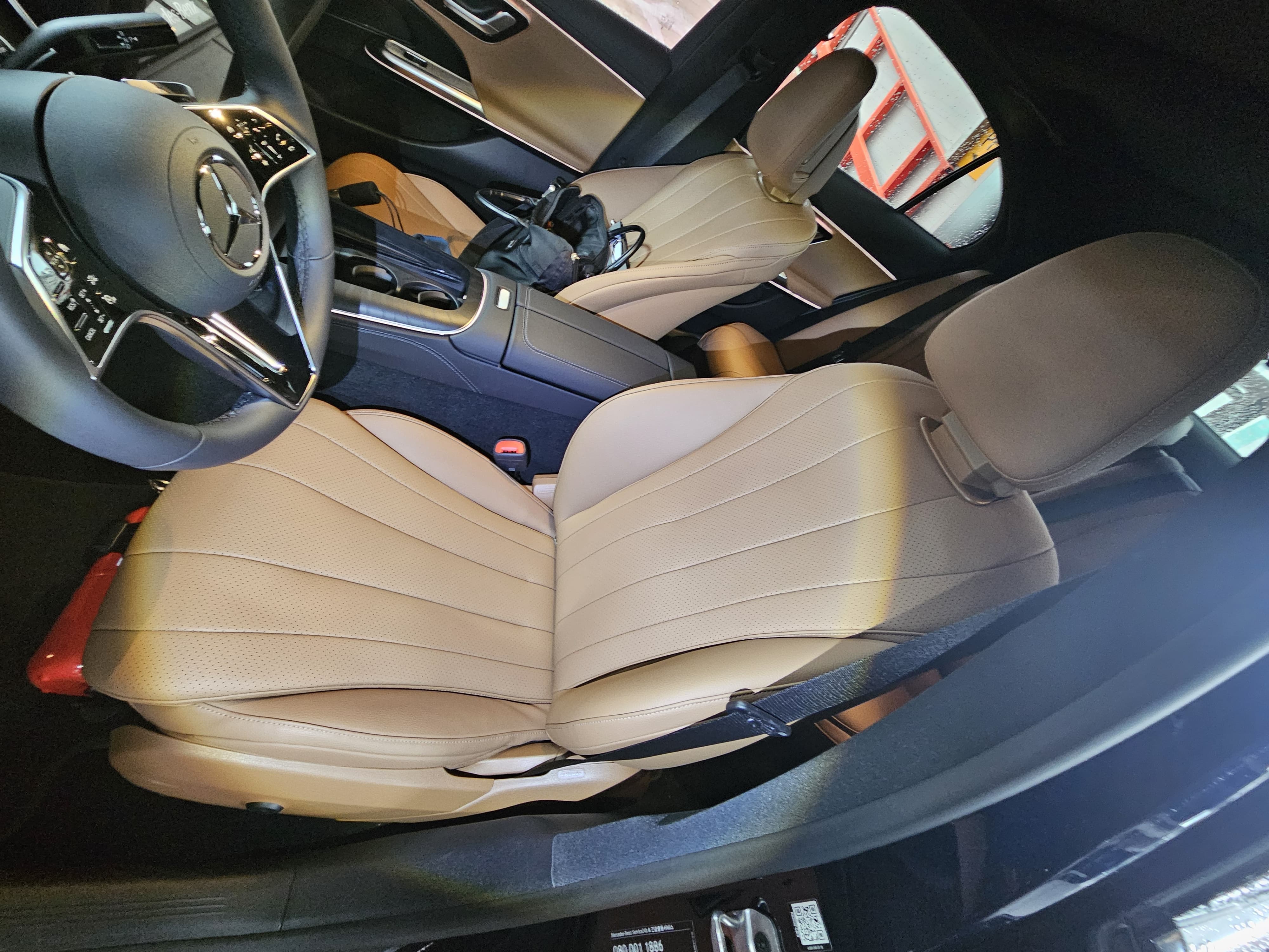E200