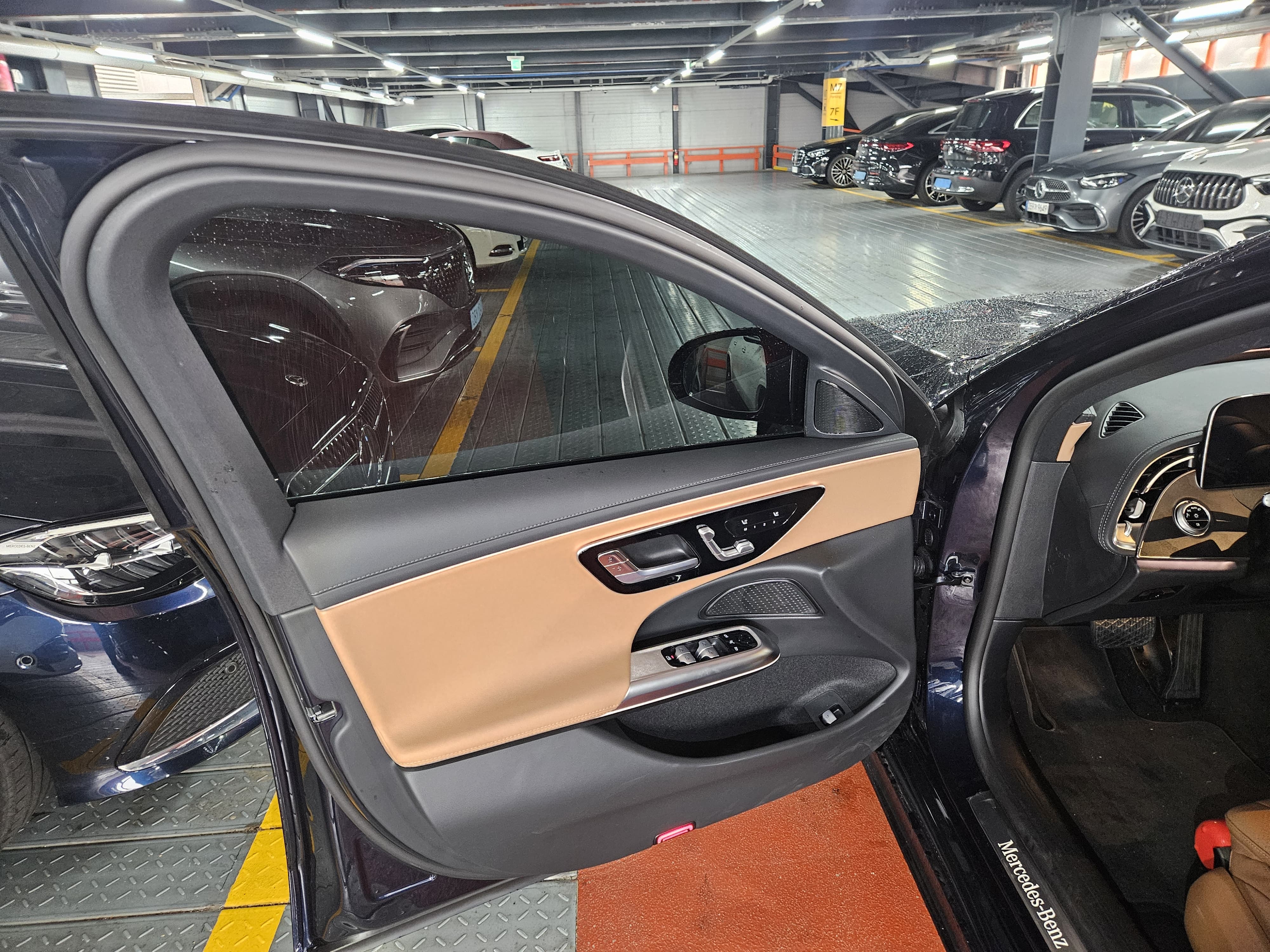 E200