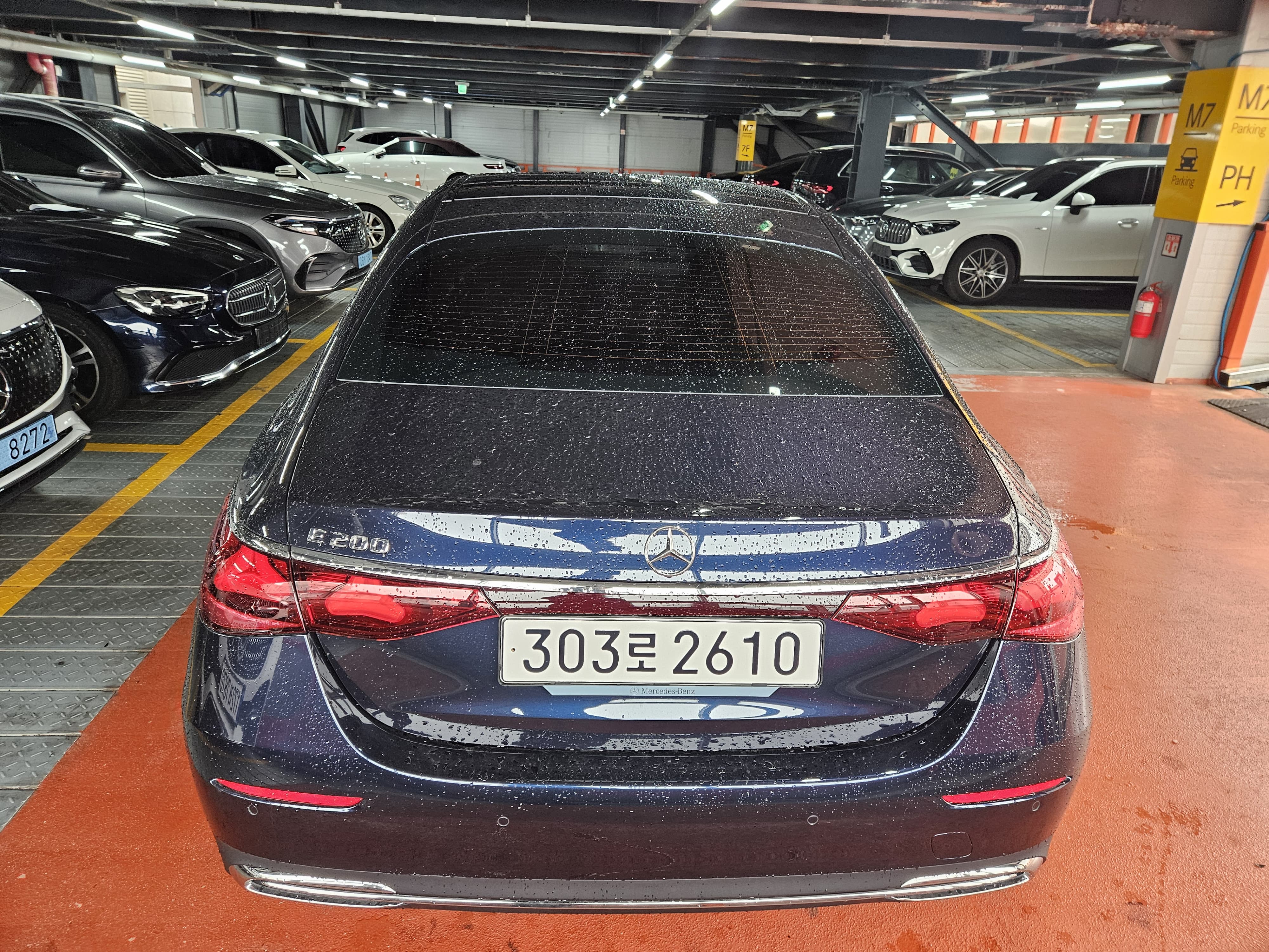 E200