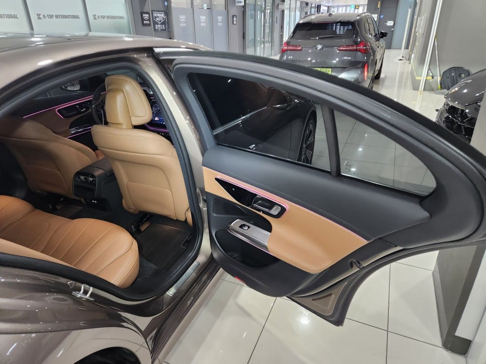 E200