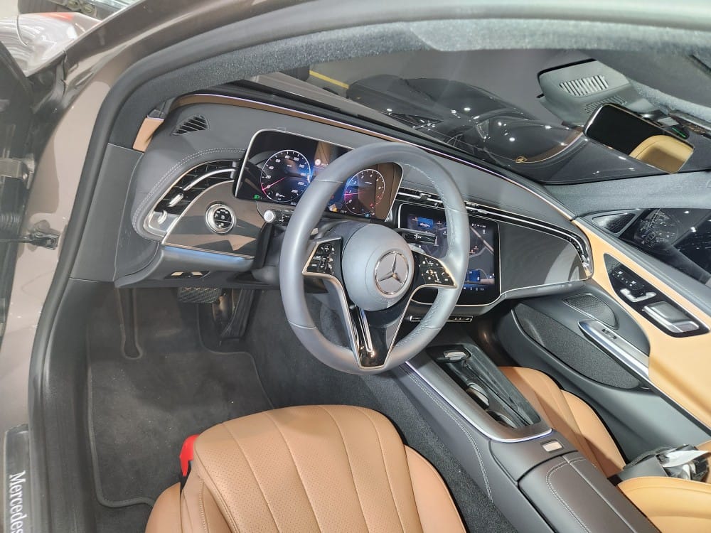 E200