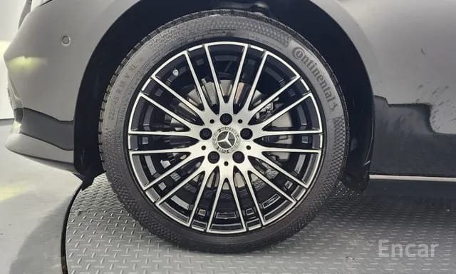 C200