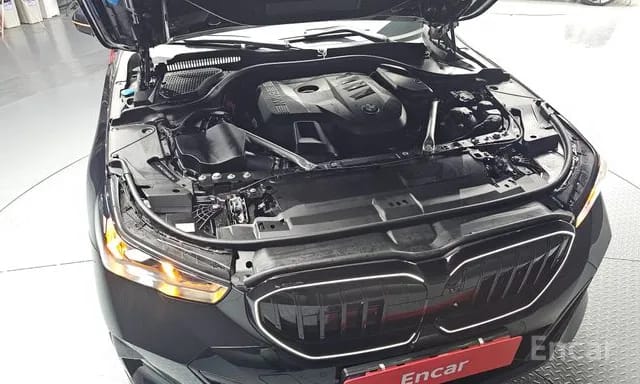 BMW 520i