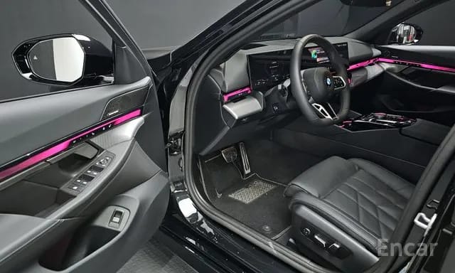 BMW 520i