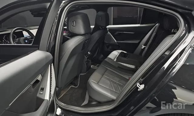 BMW 520i