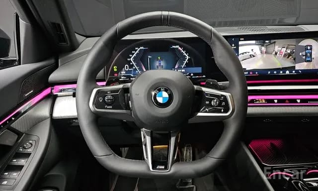 BMW 520i