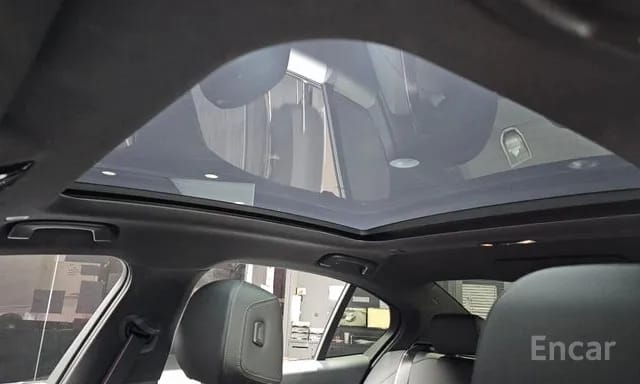 BMW 520i