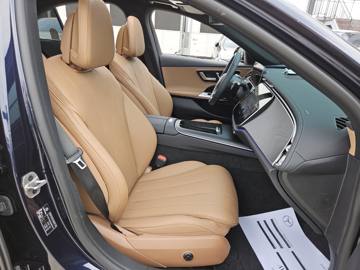E200