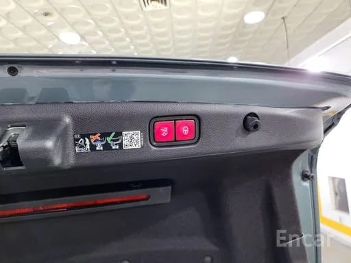 E300