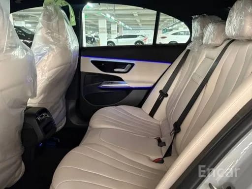 E200