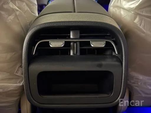 E200