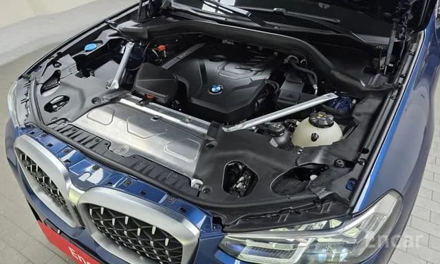 X4