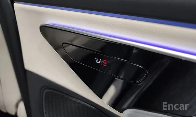 E200