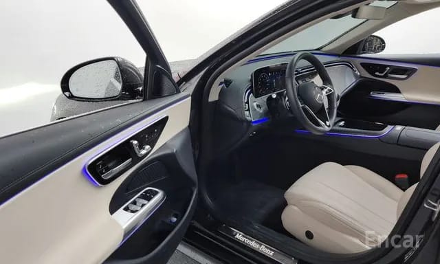 E200