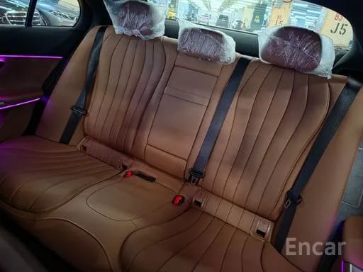 E300