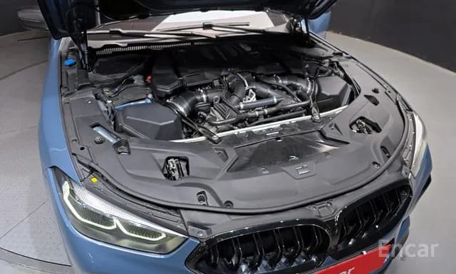 M8
