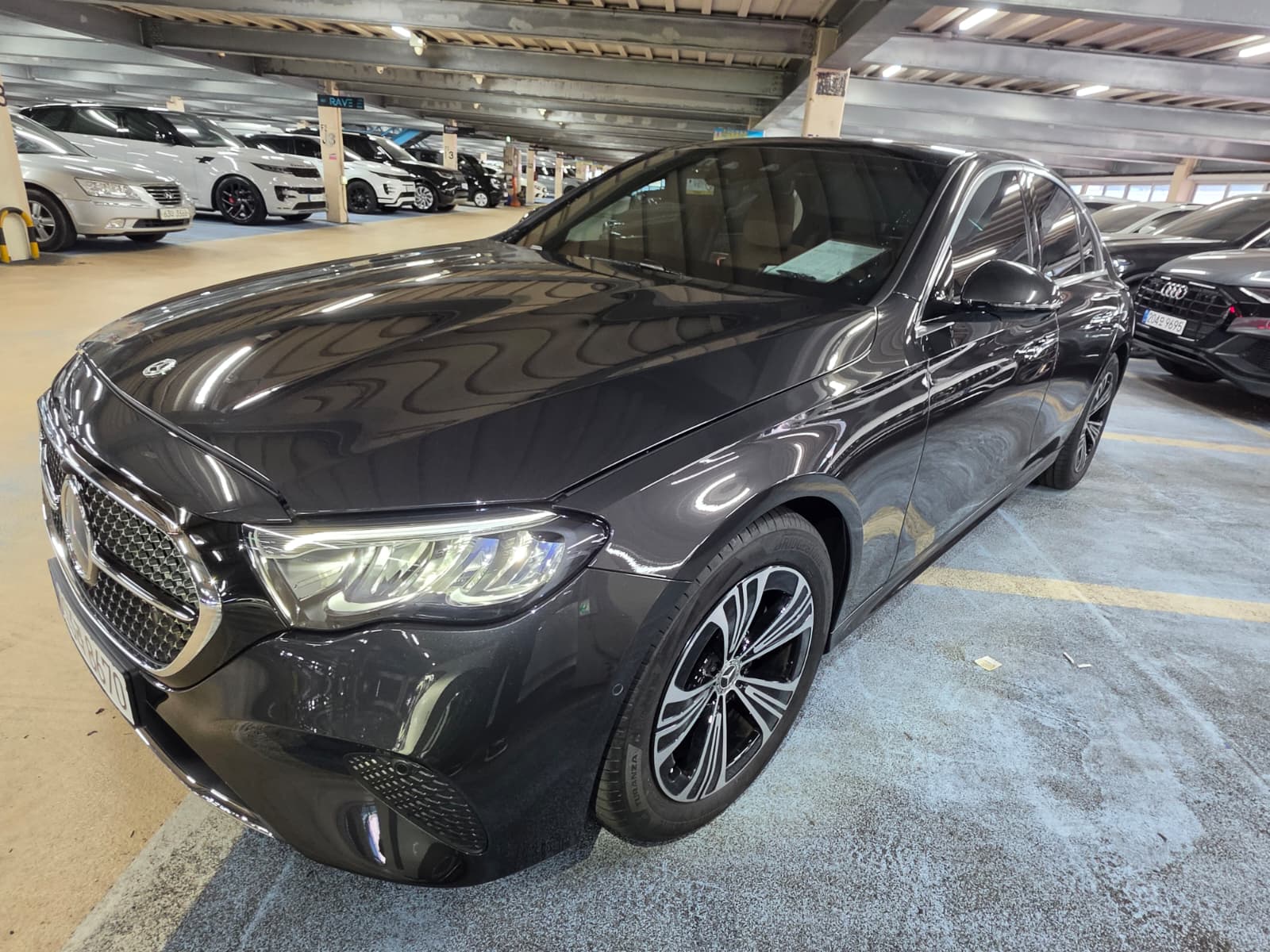 E200
