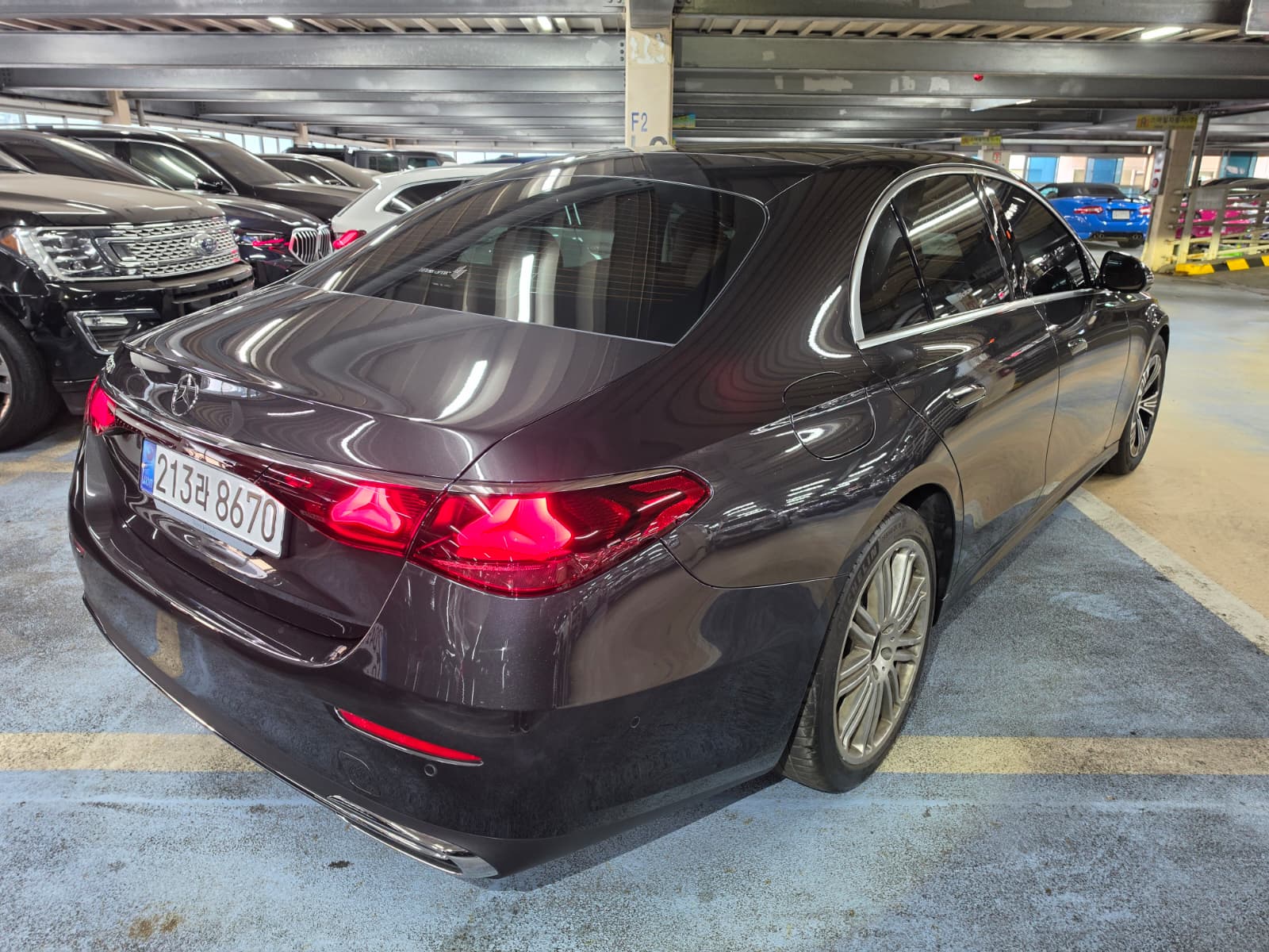 E200