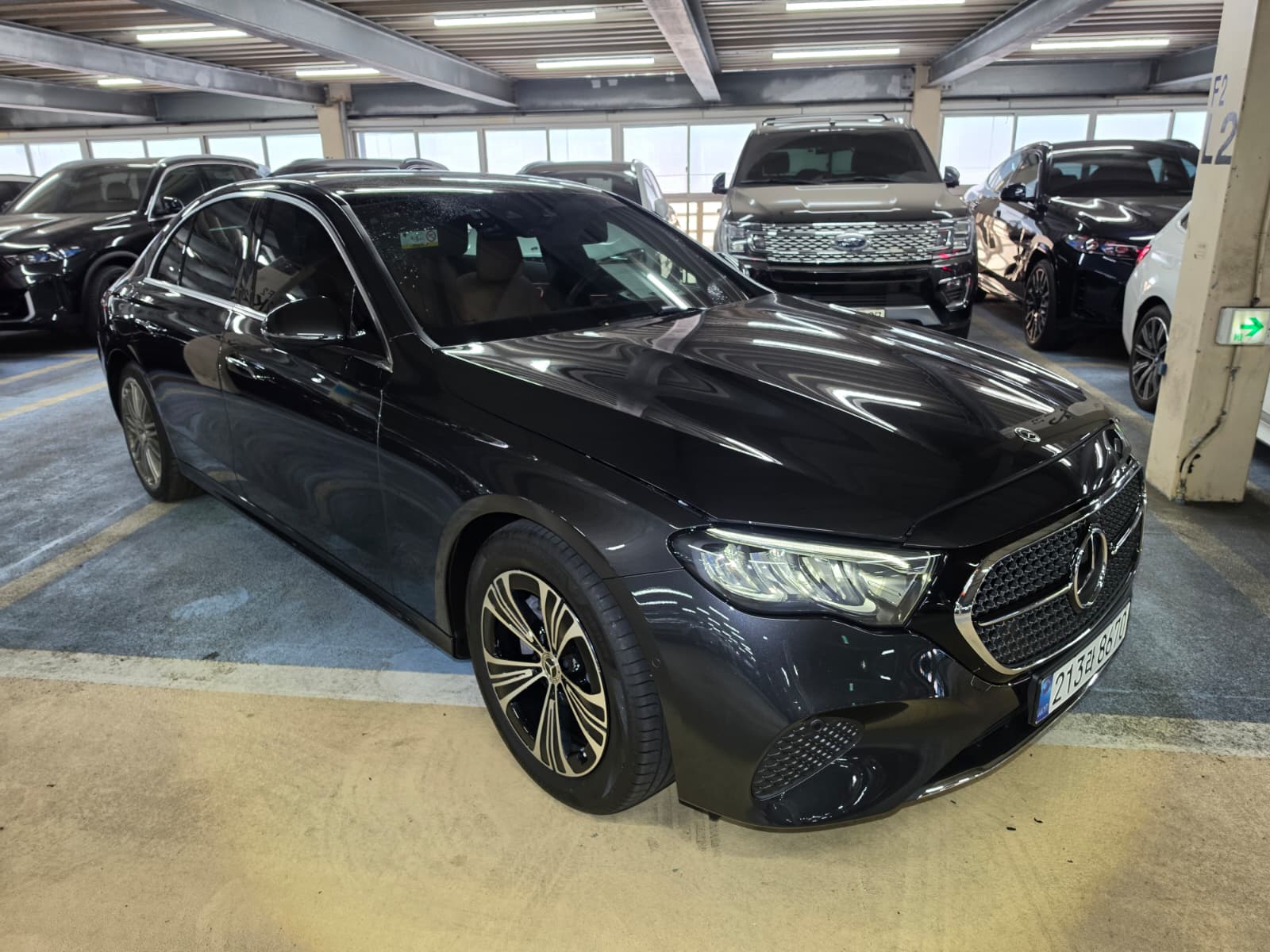 E200