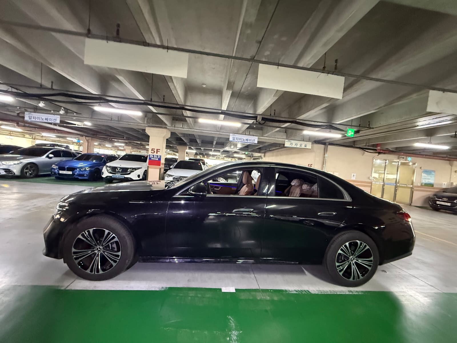 E200