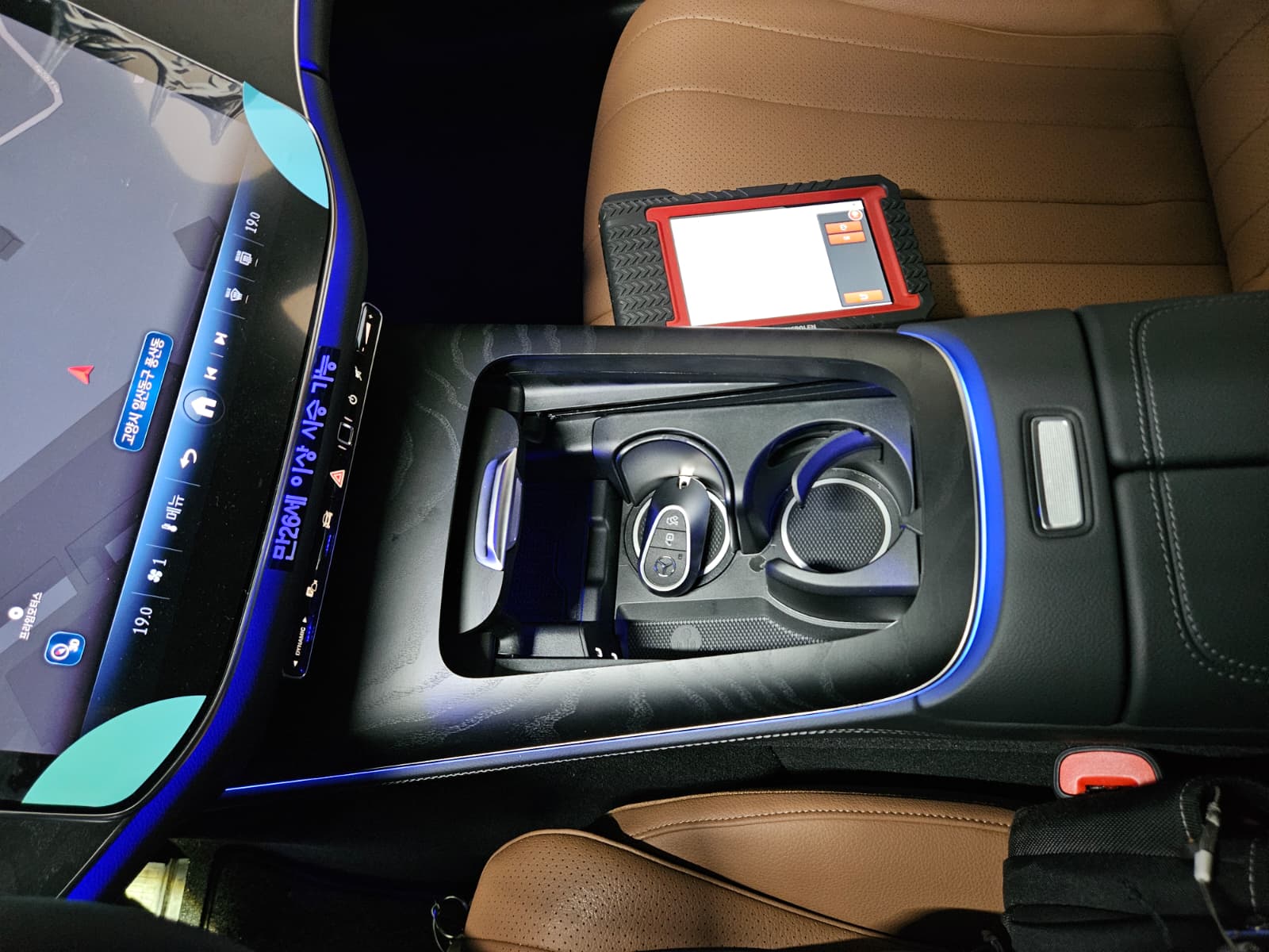 E200