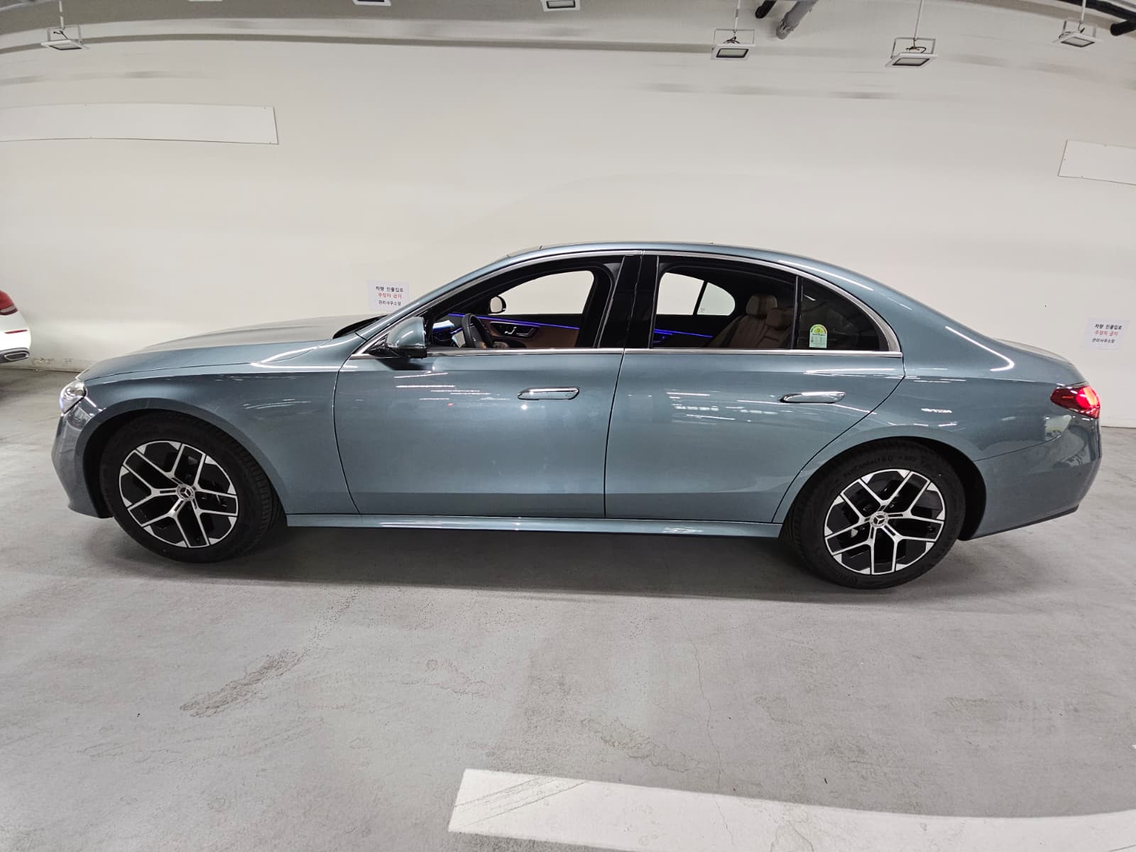 E200