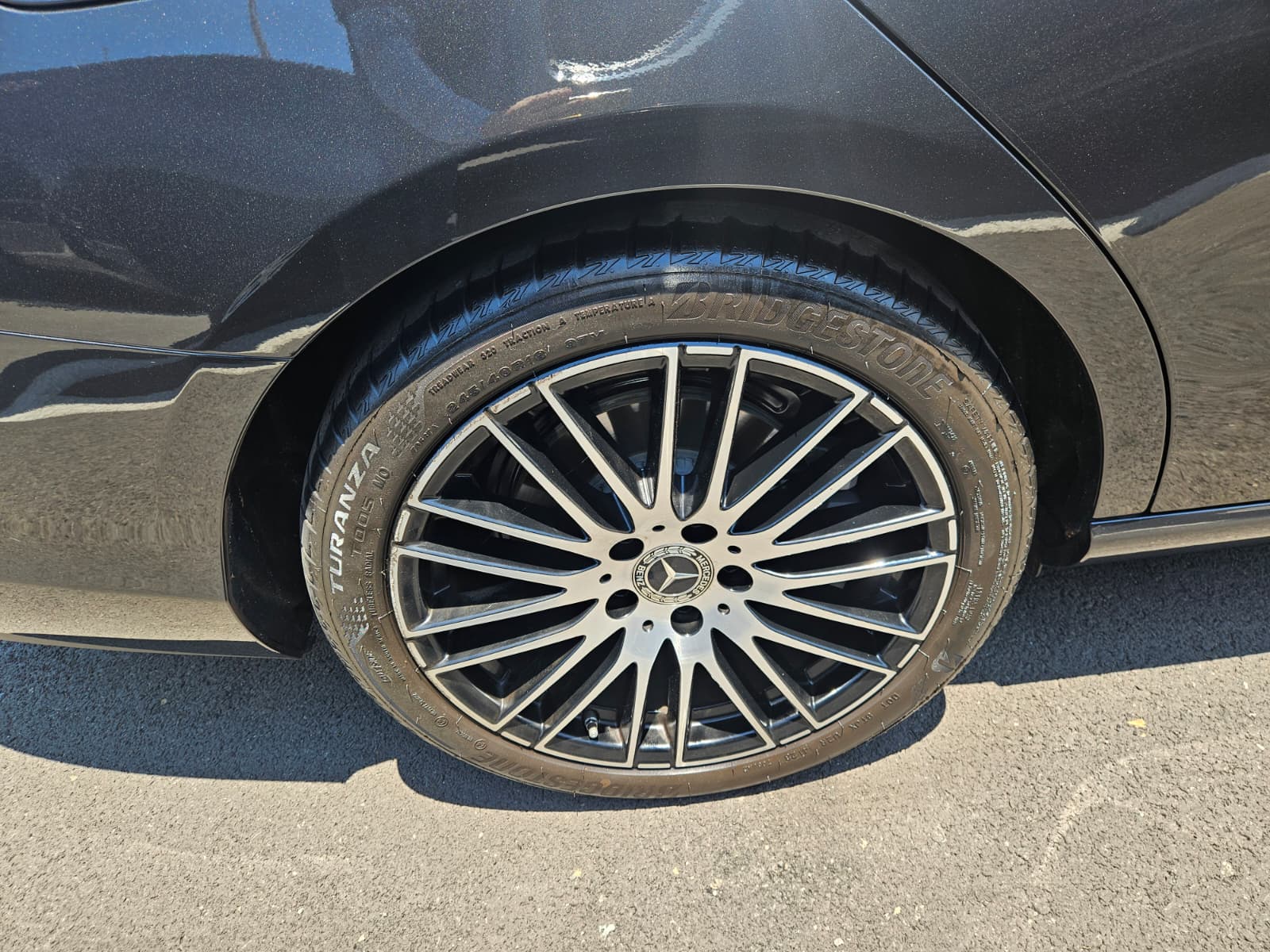 C300
