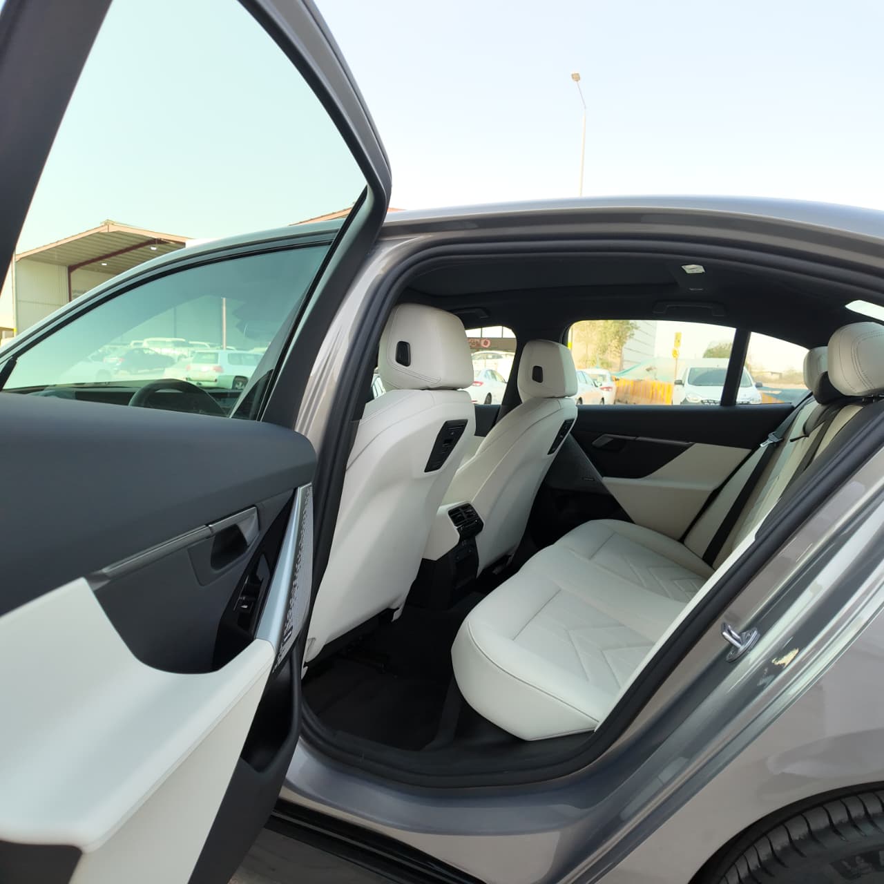 BMW520l