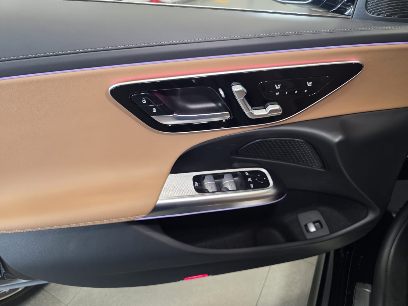 E200