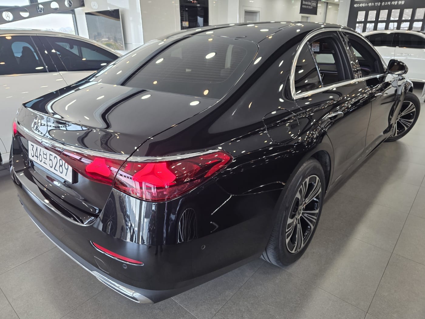 E200
