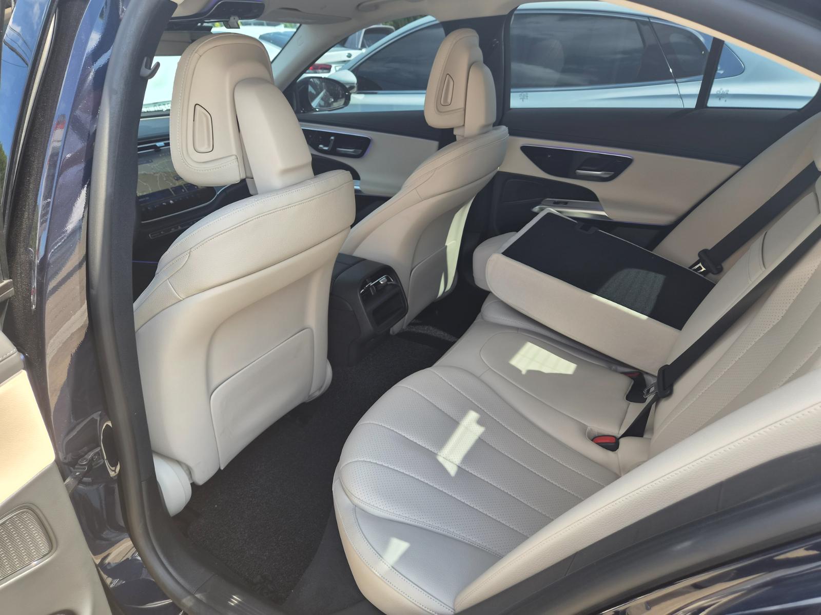 E200