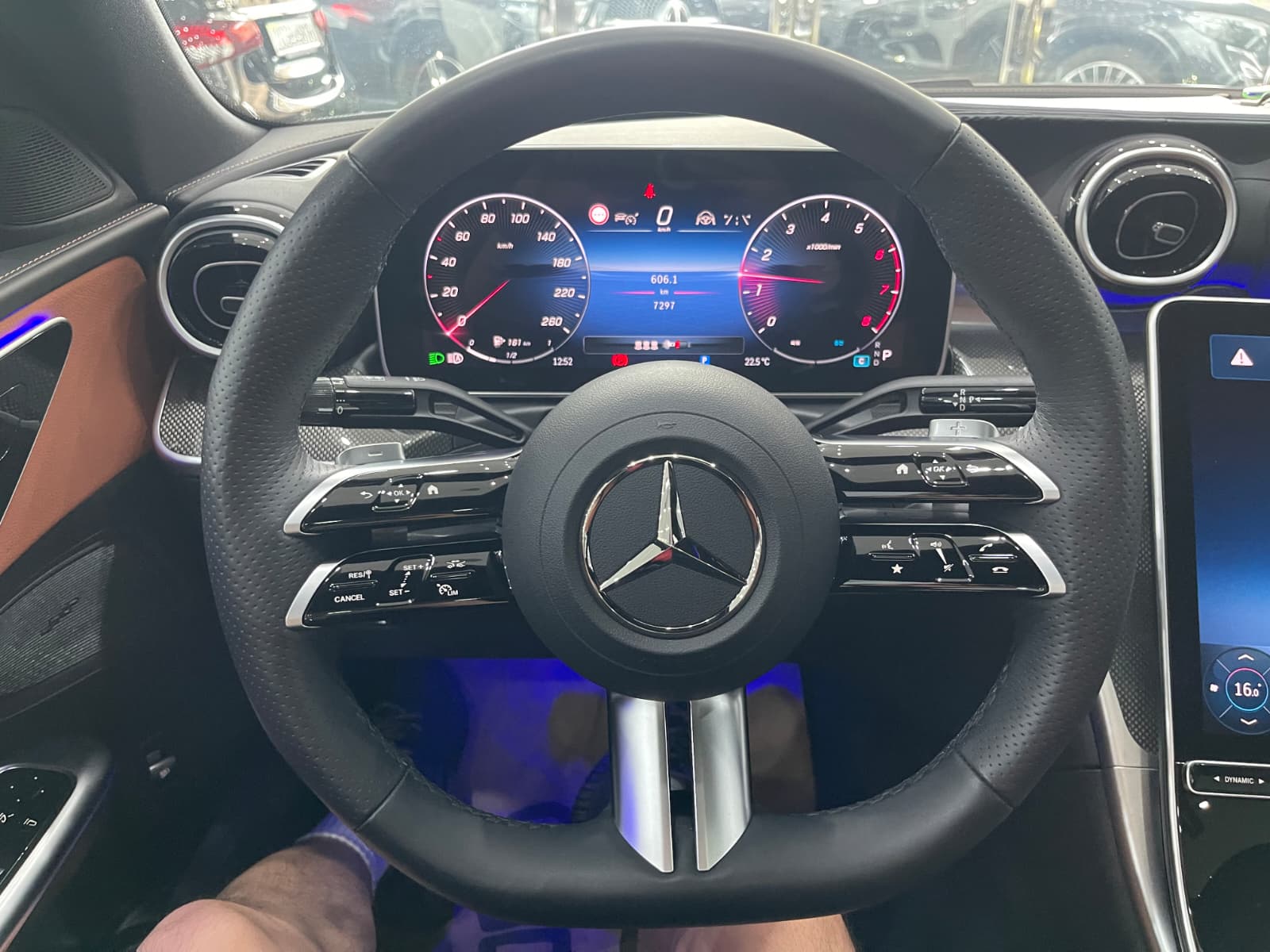 C200