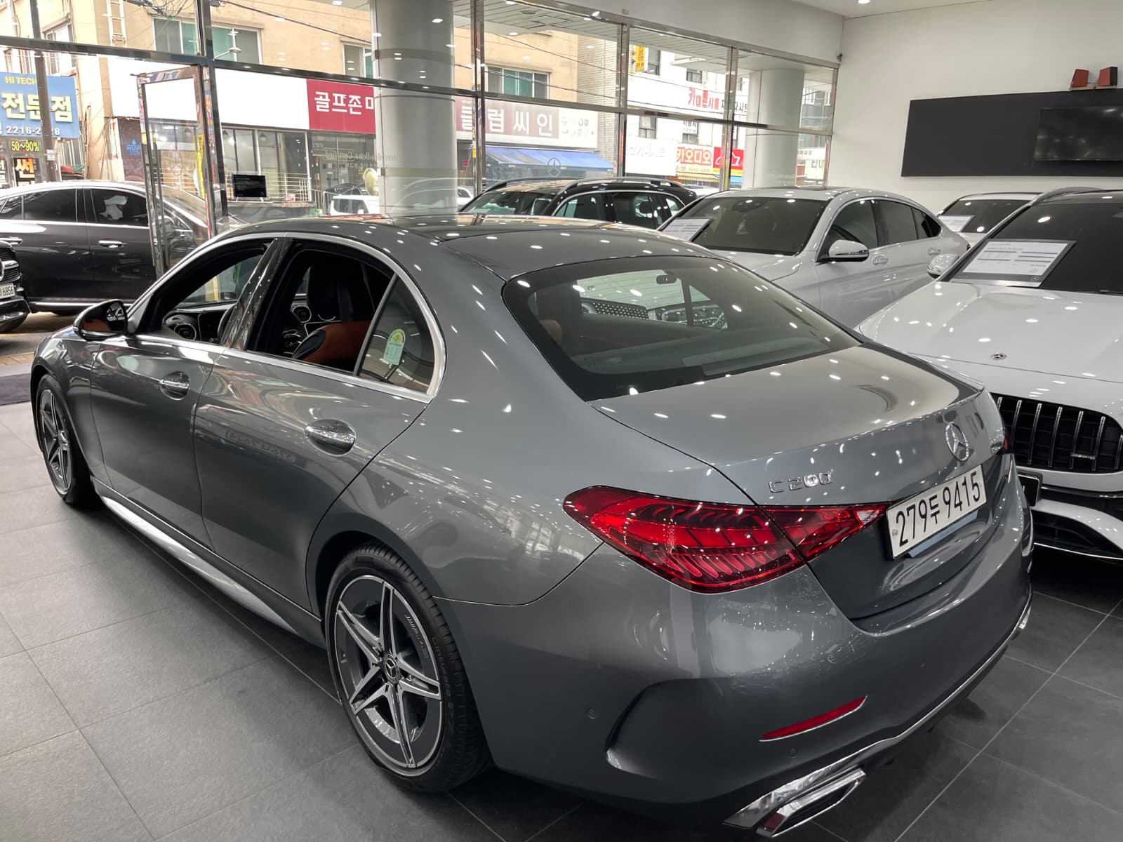 C200