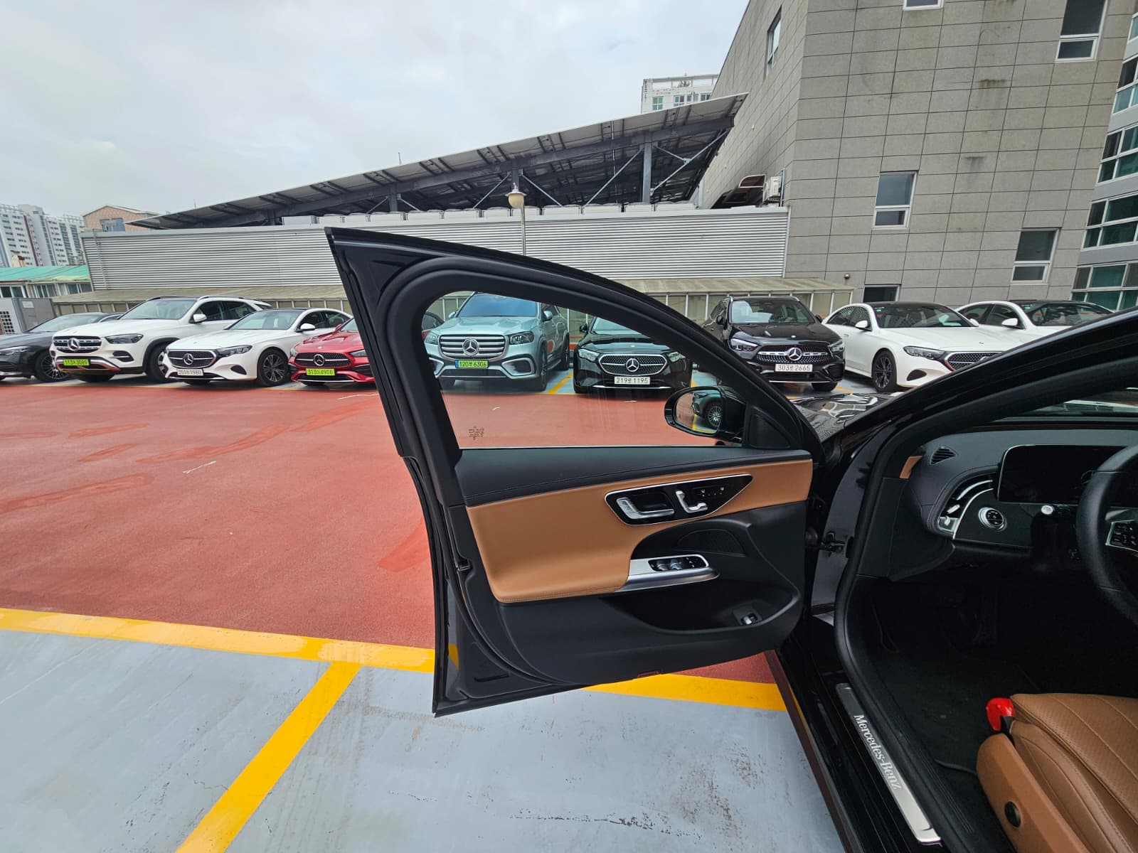 E200