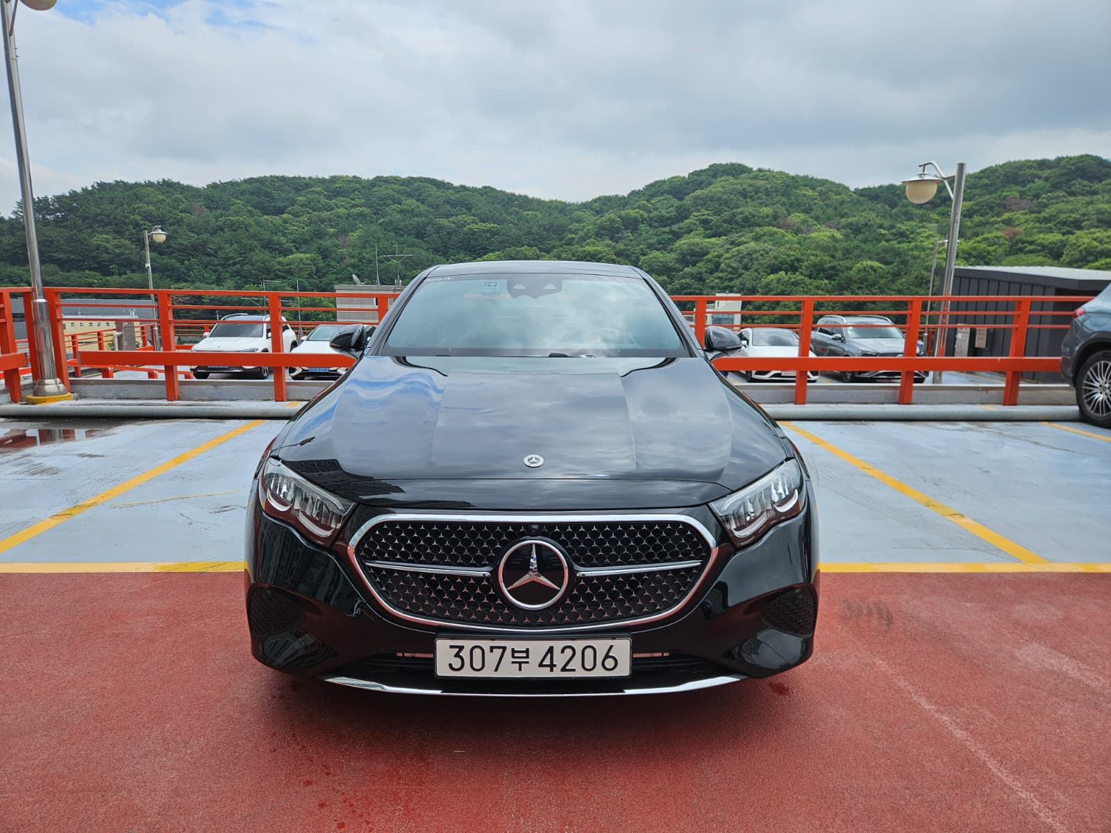 E200