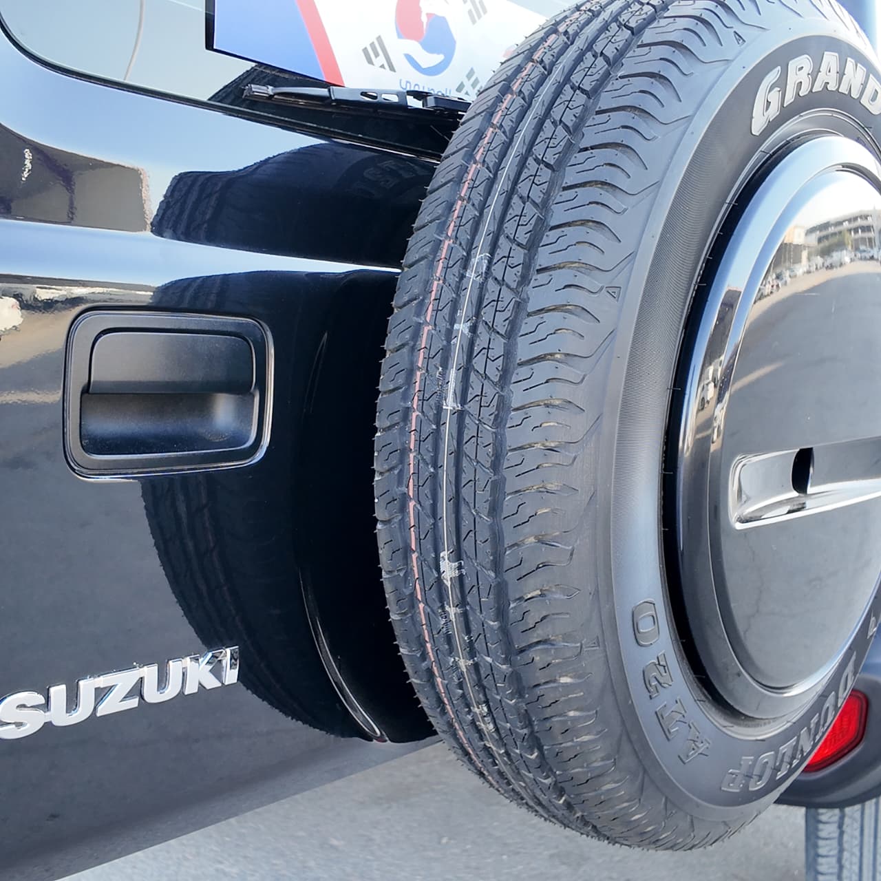SUZUKI 
