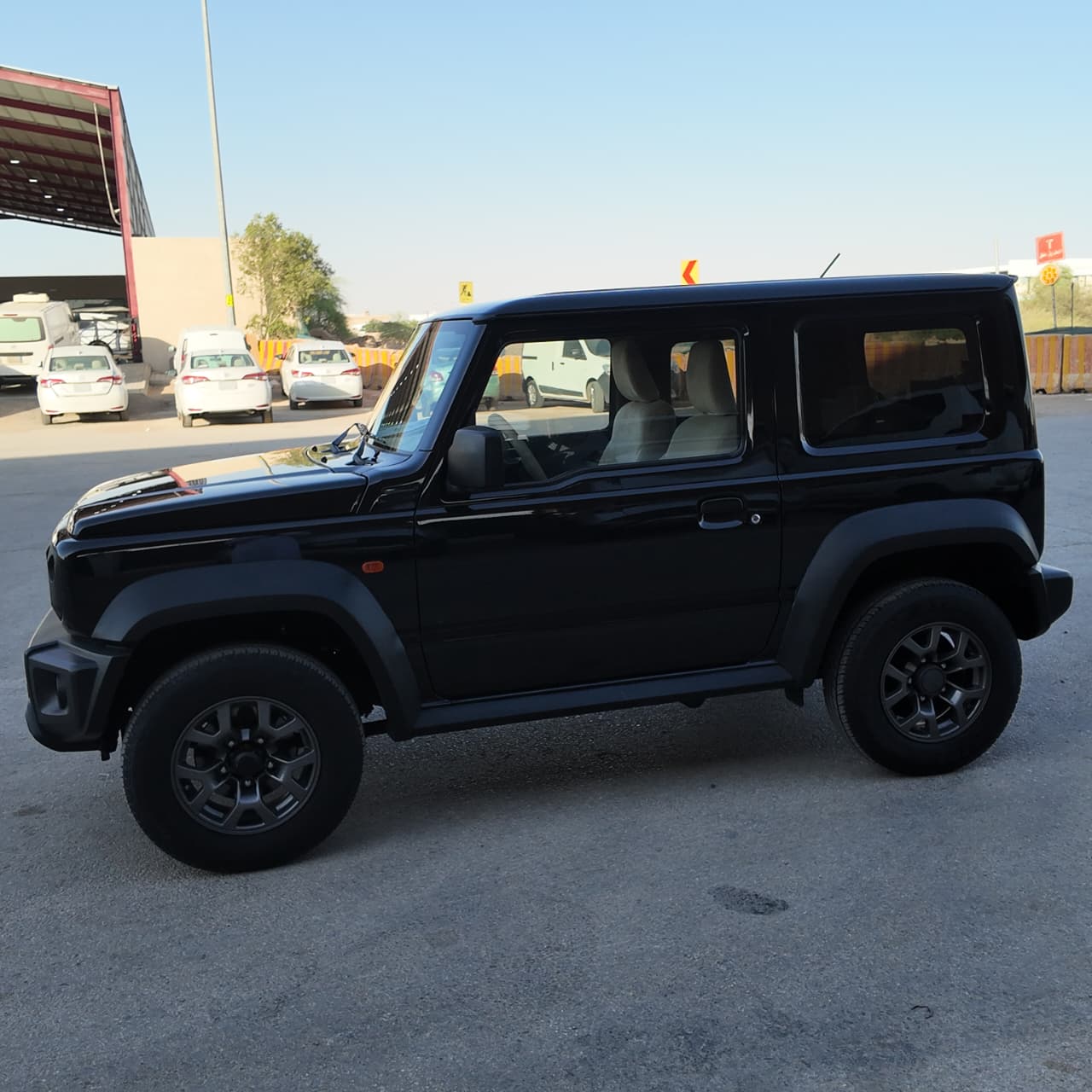 SUZUKI 
