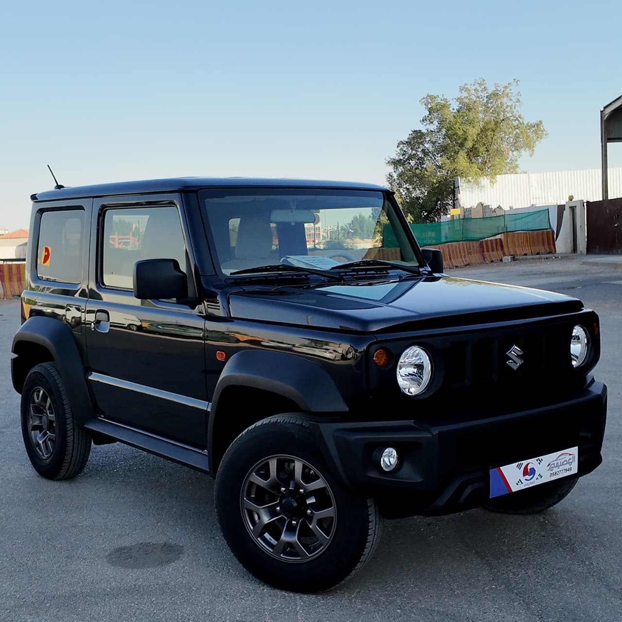 SUZUKI 