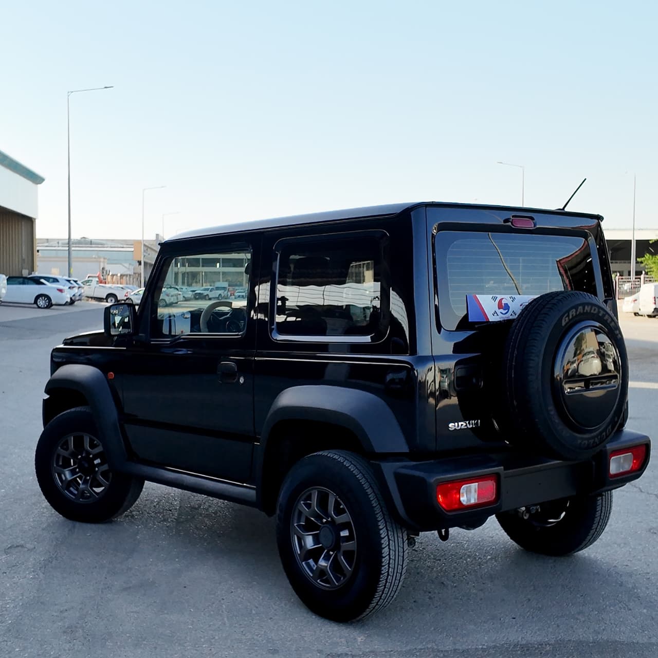 SUZUKI 
